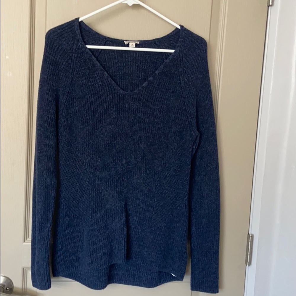 Gap v-neck sweater